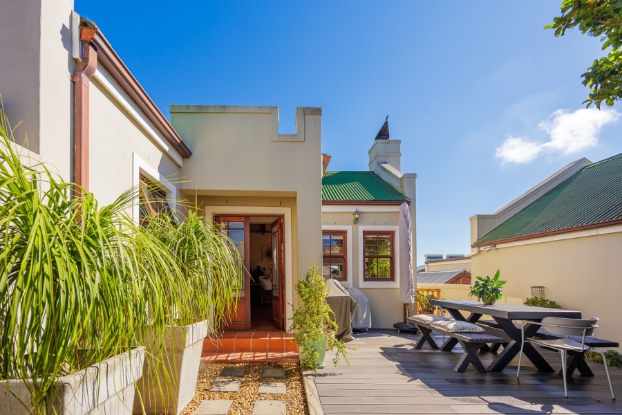 2 Bedroom Property for Sale in D